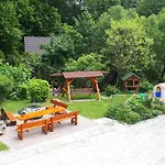 Gospodarstwo agroturystyczne Kadłubek *